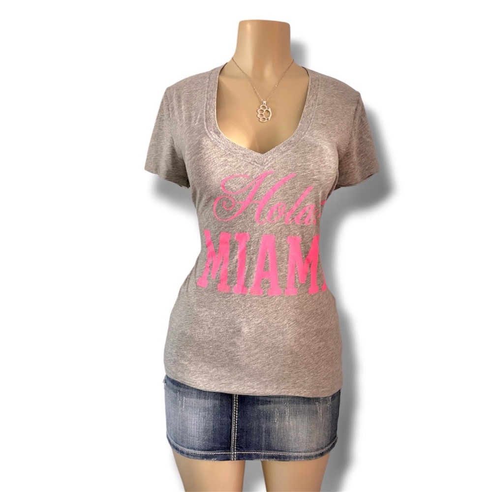 Gray and Pink Graphic Women's Top